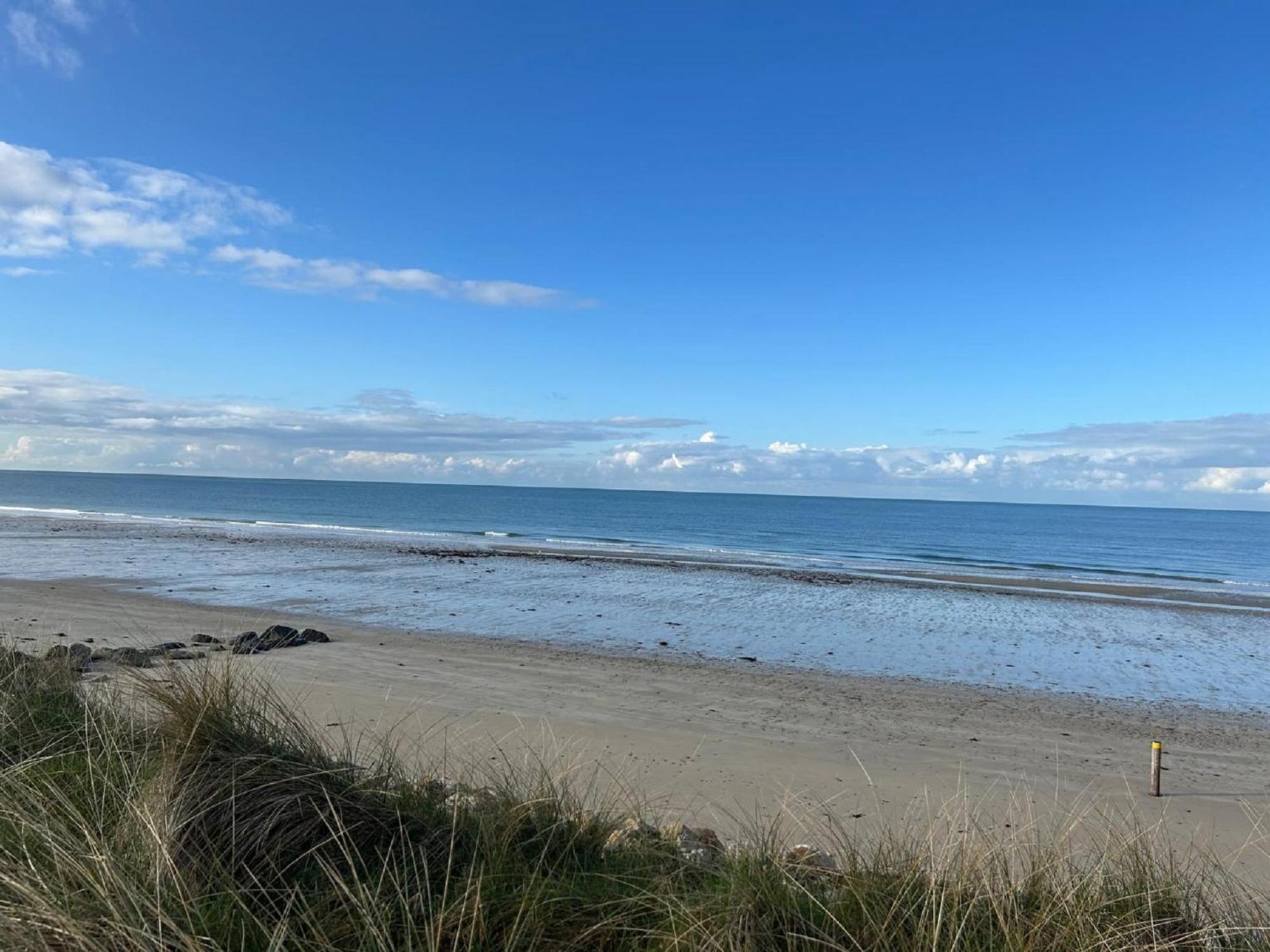 Attractive Holiday Home Near The Normandy Beach Saint-Germain-sur-Ay المظهر الخارجي الصورة