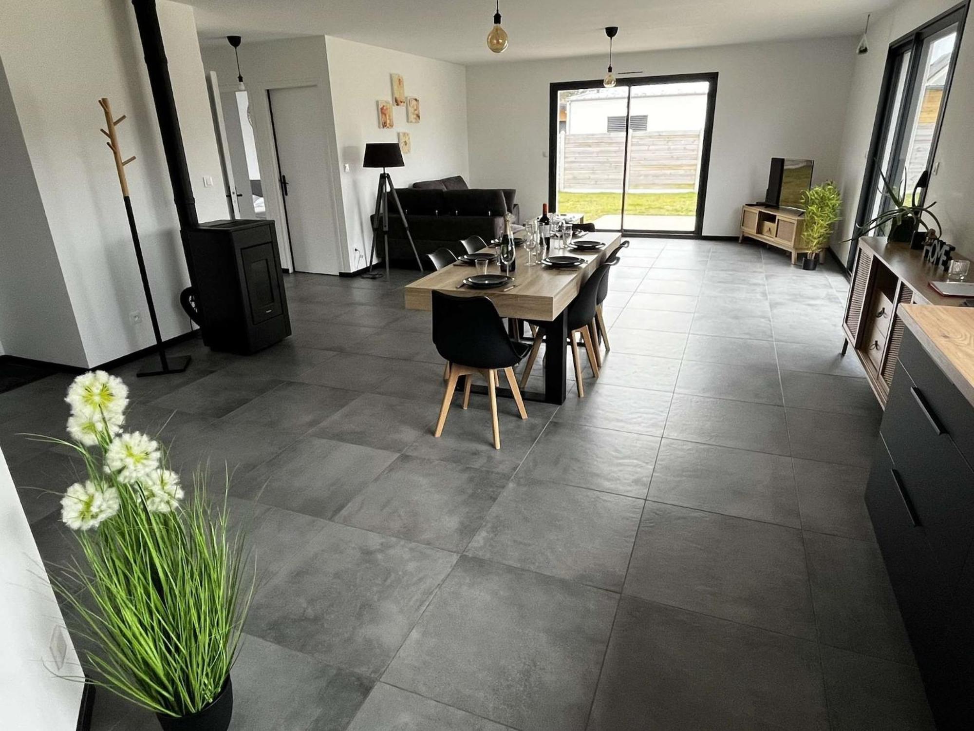 Attractive Holiday Home Near The Normandy Beach Saint-Germain-sur-Ay المظهر الخارجي الصورة